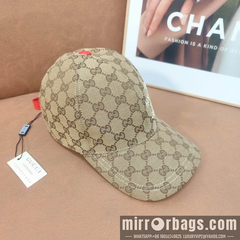 Gucci X The North Face Hat dx03