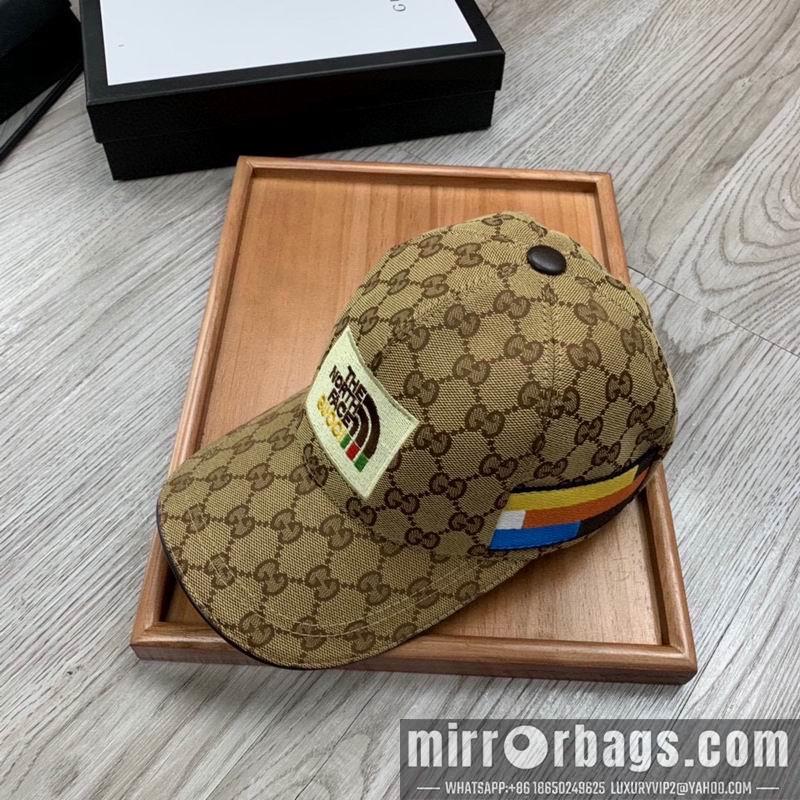 Gucci X The North Face Hat dx01