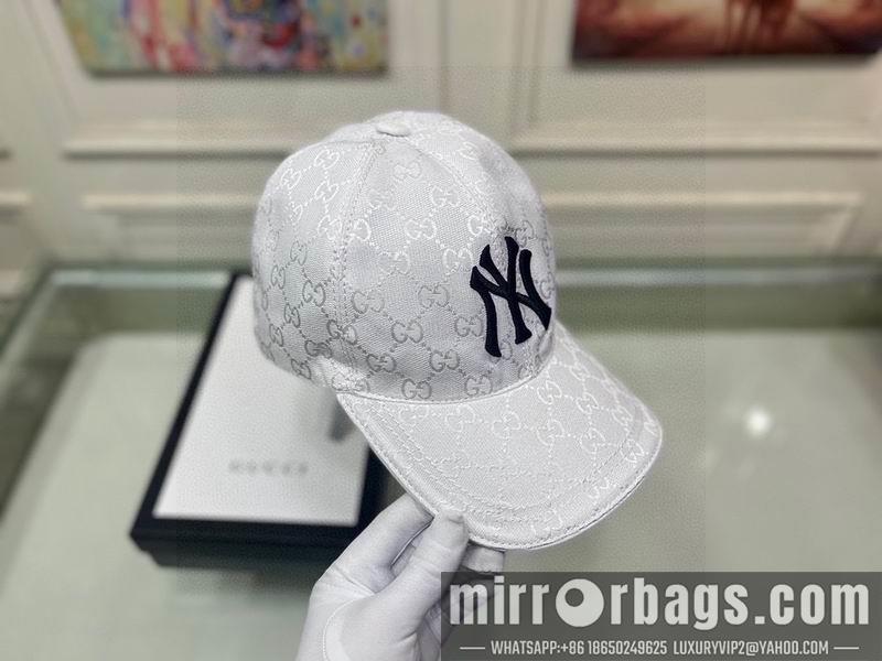 Gucci X NY Hat w032401