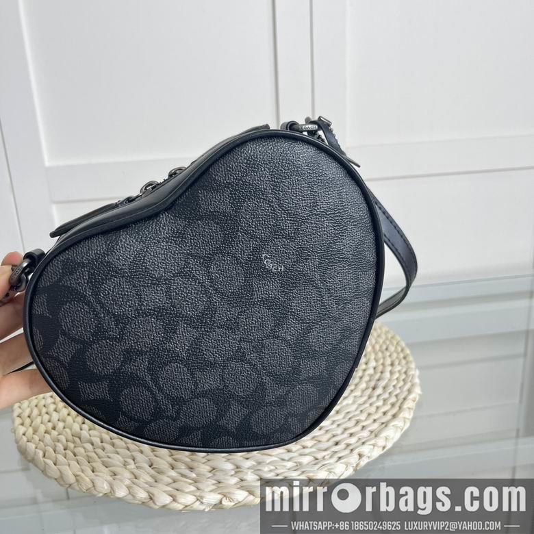 Coach Bags CQ767 19X16.5X5.5cm AZ