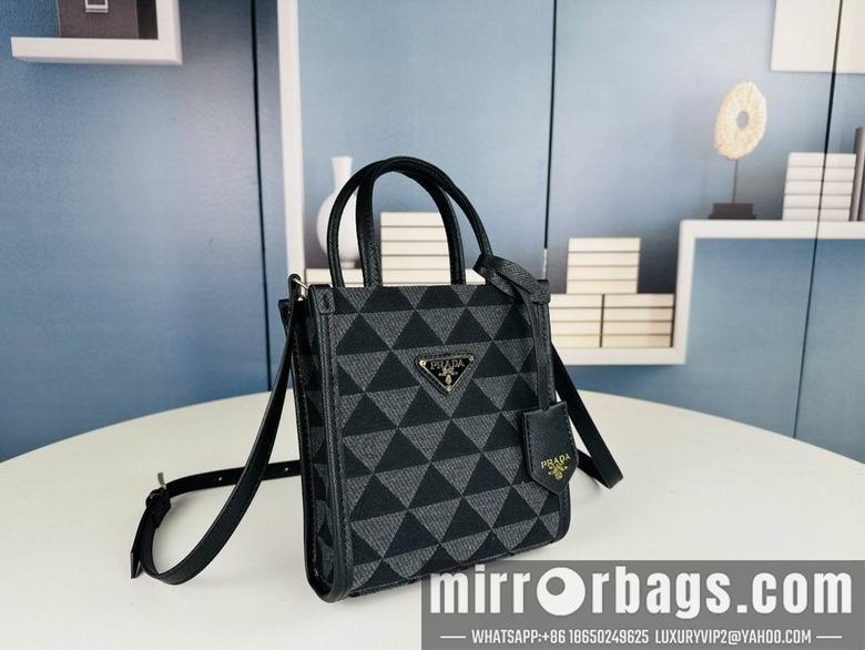 Prada Bags 23140 17X18X6cm XMY 2colour