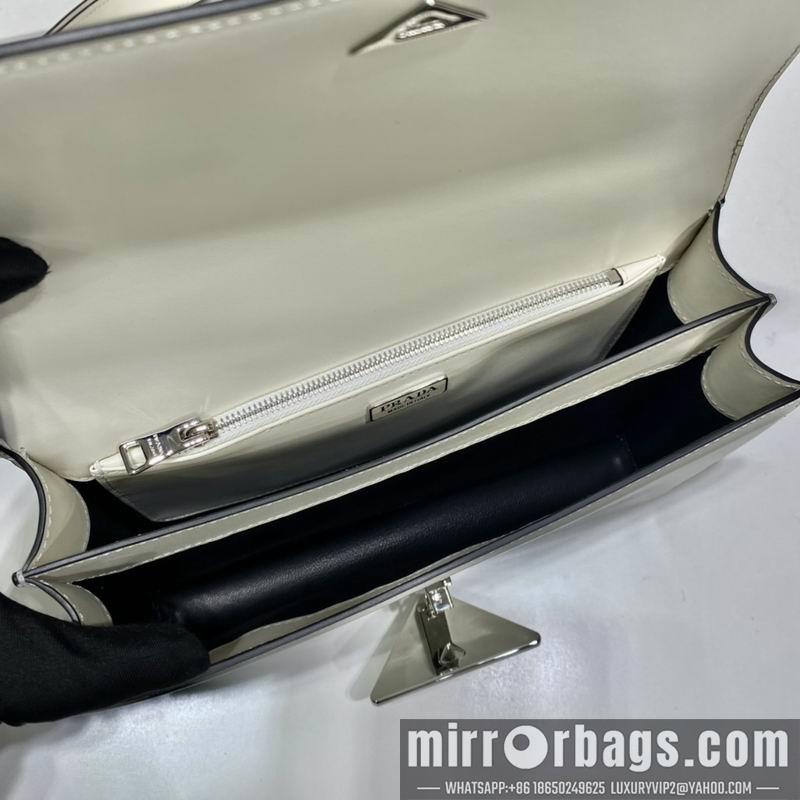 Prada Bags Embleme 1BD321 24x15x6cm ap 34