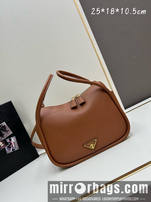 Prada Bags Prada Lindy 25x18x10.5cm jj1