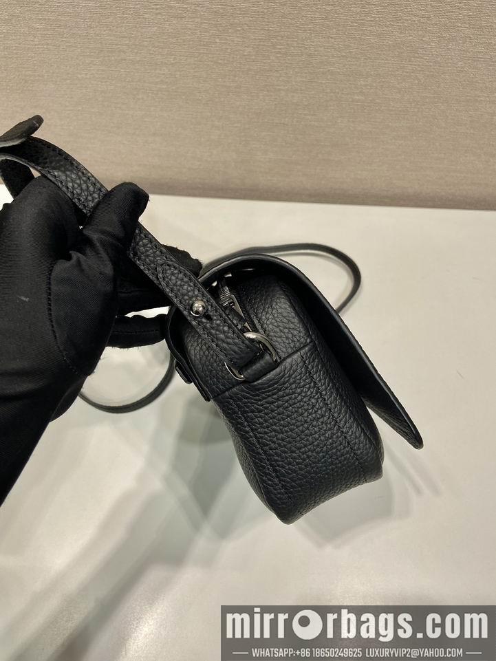 Prada Bags Prada 1BD332 20x15x6cm AP
