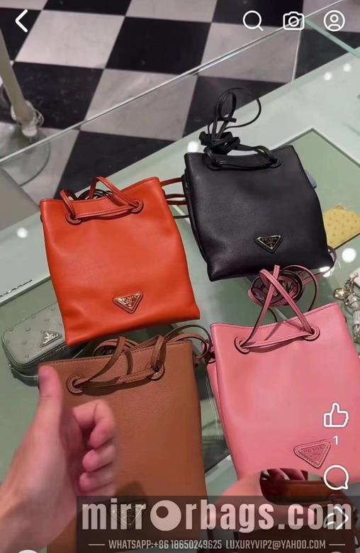 Prada Bags Prada 1BH221 17x20cm AP