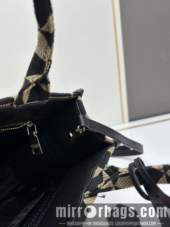 Prada Bags Prada 23140 28x22x9cm jj1