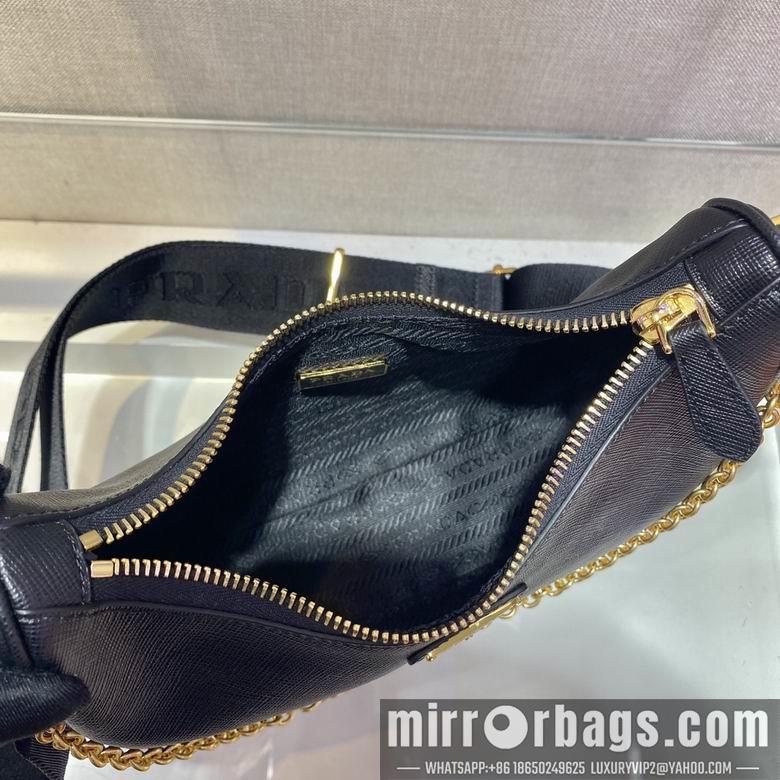 Prada Bags Re-Edition AP1BH204 23X17X6.5