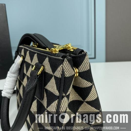 Prada Bags Parda Saffiano 1BA908 20x15x9.5cm ww