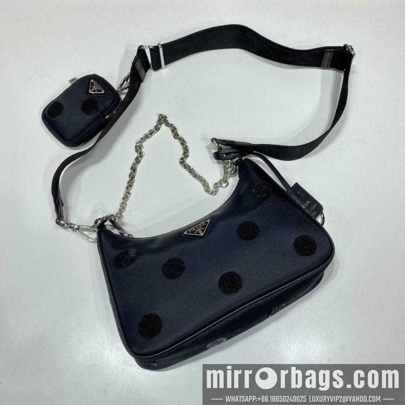 Prada Bags Re-Edition 1BH204 22x18x6.5cm ap 36