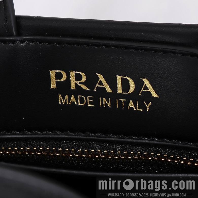 Prada Bags 1015 24X18cm XMY