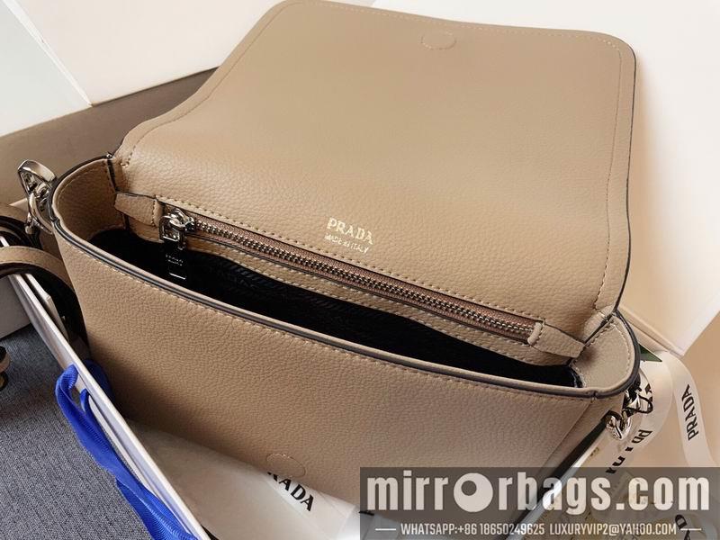 Prada Bags 1BD314 15.5x9x23cm CN