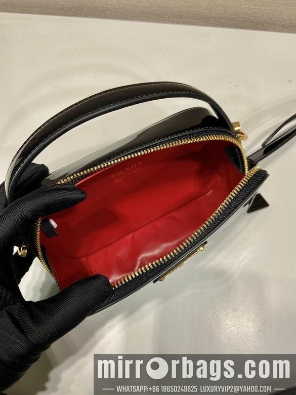 Prada Bags Prada 1BH206 17.5x10.5x4.5cm AP
