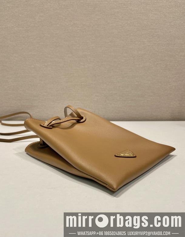 Prada Bags Prada 1BH221 17x20cm AP2
