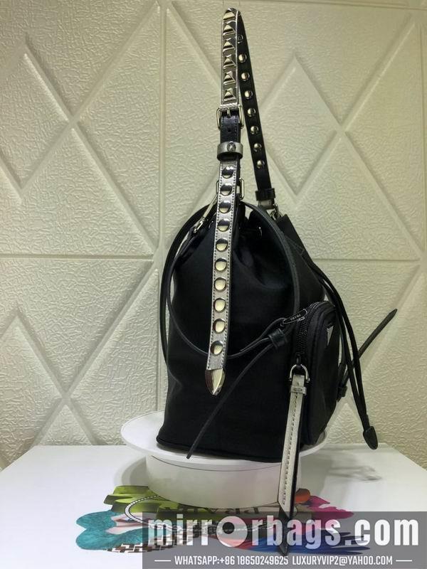 Prada Bags 938-1 17.5X22.5X13cm CN