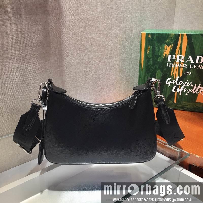 Prada Bags Re-Edition Duchesse AP1NE515 23x13x5cm