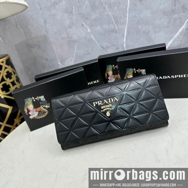 Prada Bags Prada ML201 19x10x2.5cm zy2色