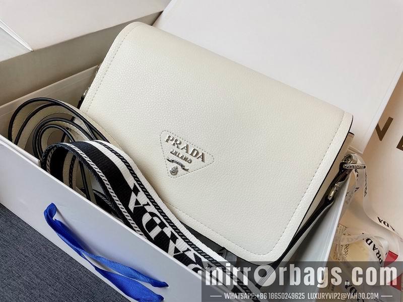 Prada Bags 1BD314 15.5x9x23cm CN