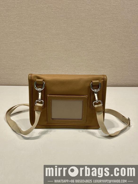 Prada Bags Prada 2ZH108 18x14x3cm AP1