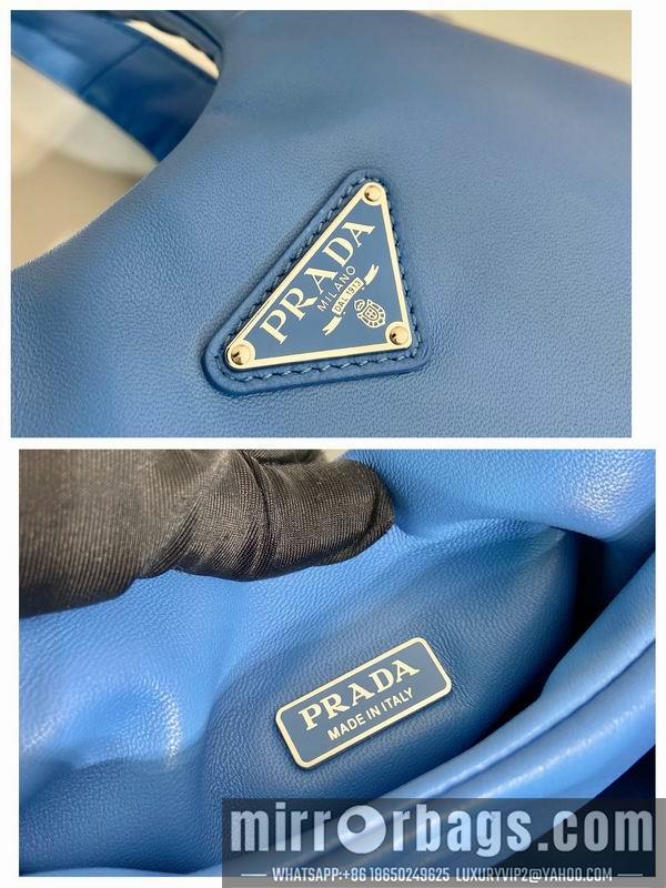 Prada Bags Prada tote 1BG413 30x26x17cm AP
