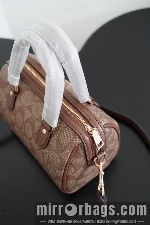 Coach Bags 041405 AZ 6