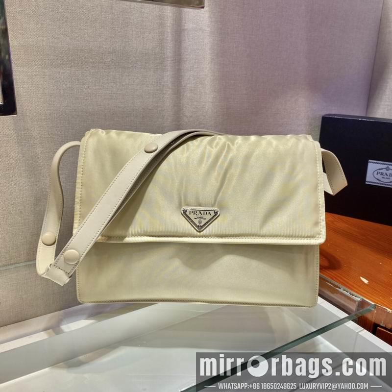 Prada Bags Re-Nylon 1BD255 30x21.5x12cm ap 09