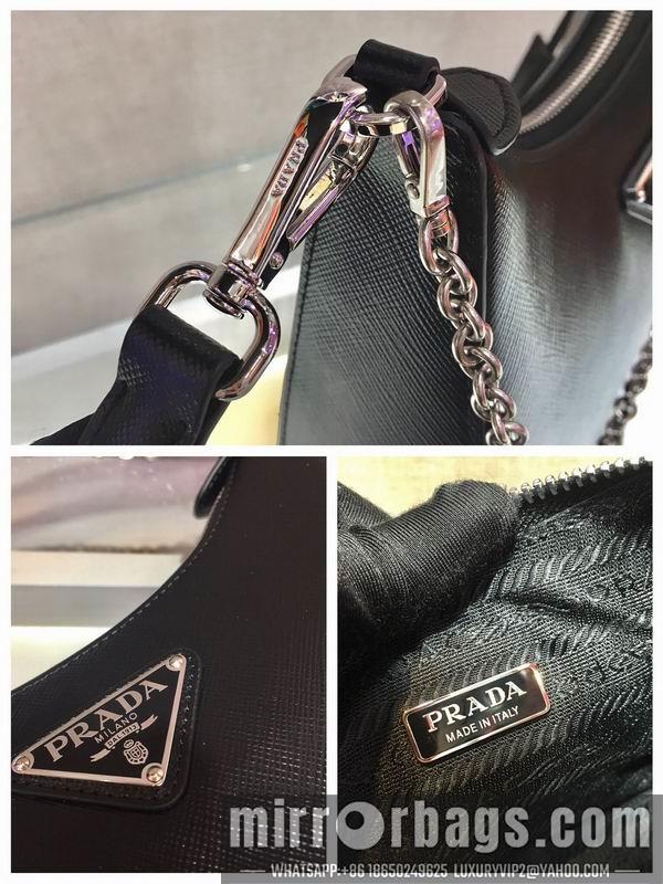 Prada Bags Re-Edition Duchesse AP1NE515 23x13x5cm