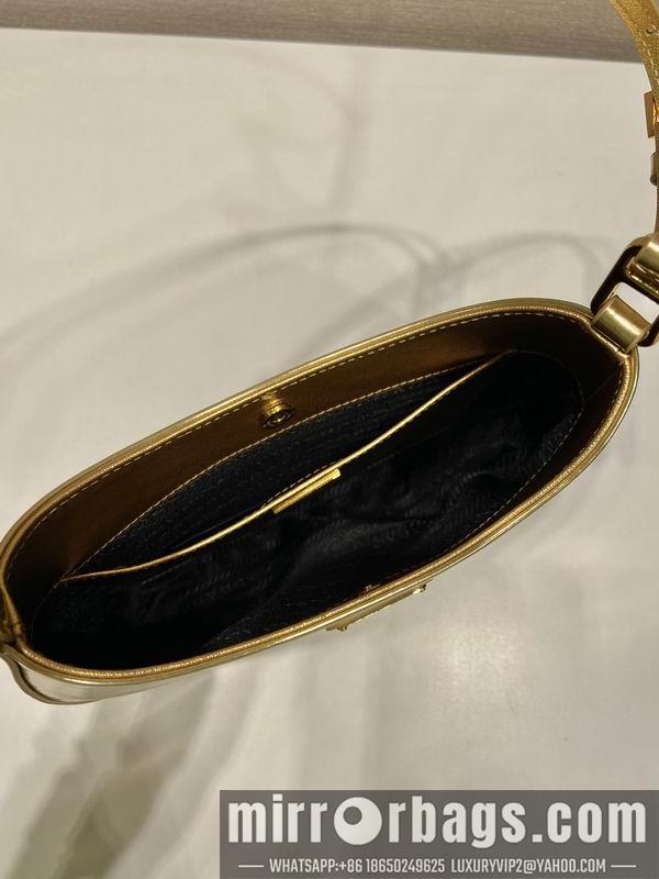 Prada Bags Prada Cleo 1BC169亮面22x18.5x4.5cm AP