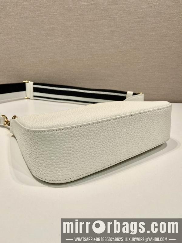 Prada Bags Prada 1BH193 24x18x6cm AP