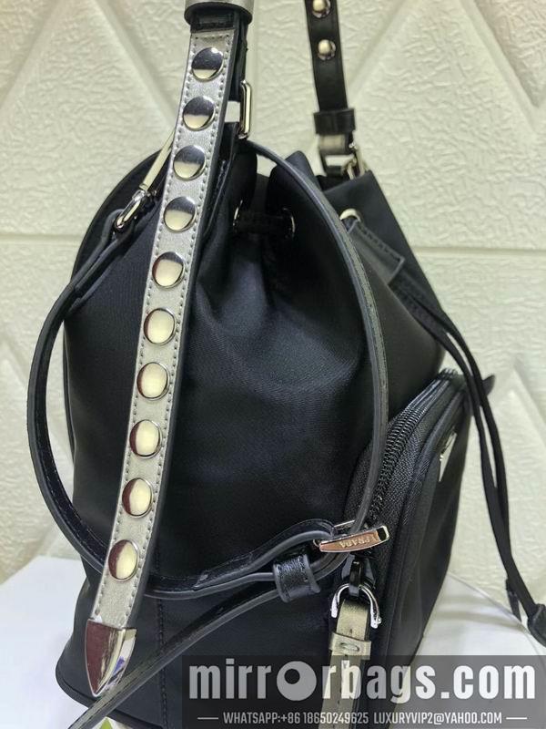 Prada Bags 938-1 17.5X22.5X13cm CN