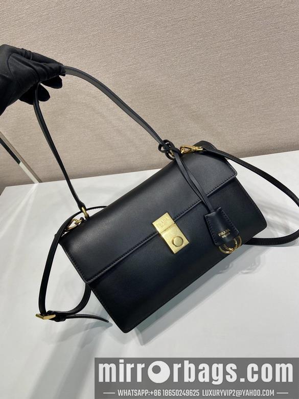 Prada Bags Prada 1BN023 28x16x10cm AP3