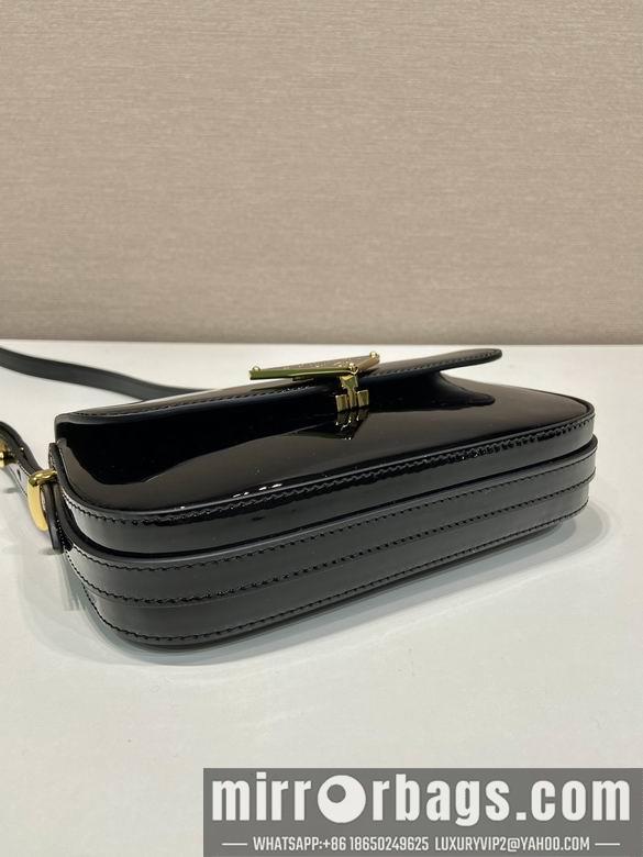 Prada Bags Prada 1BD339漆20.5x10.5x4cm AP