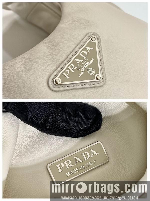 Prada Bags Prada 1BA359 18x15.5x10cm AP
