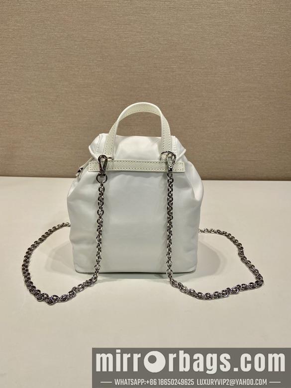 Prada Bags Prada 1BH029 17x18.5x8cm AP3