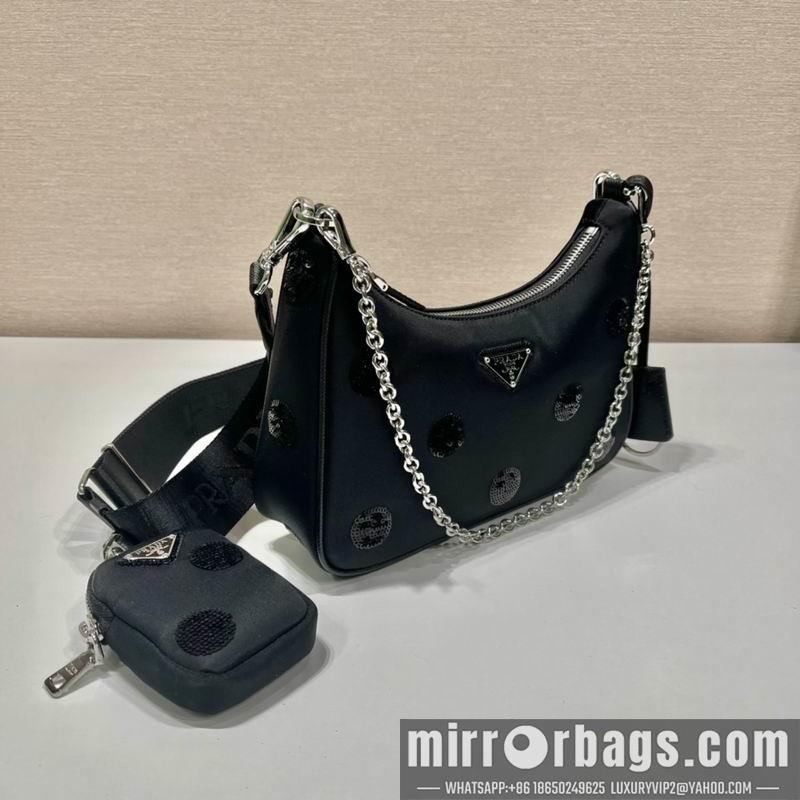 Prada Bags Re-Edition 1BH204 22x18x6.5cm ap 36