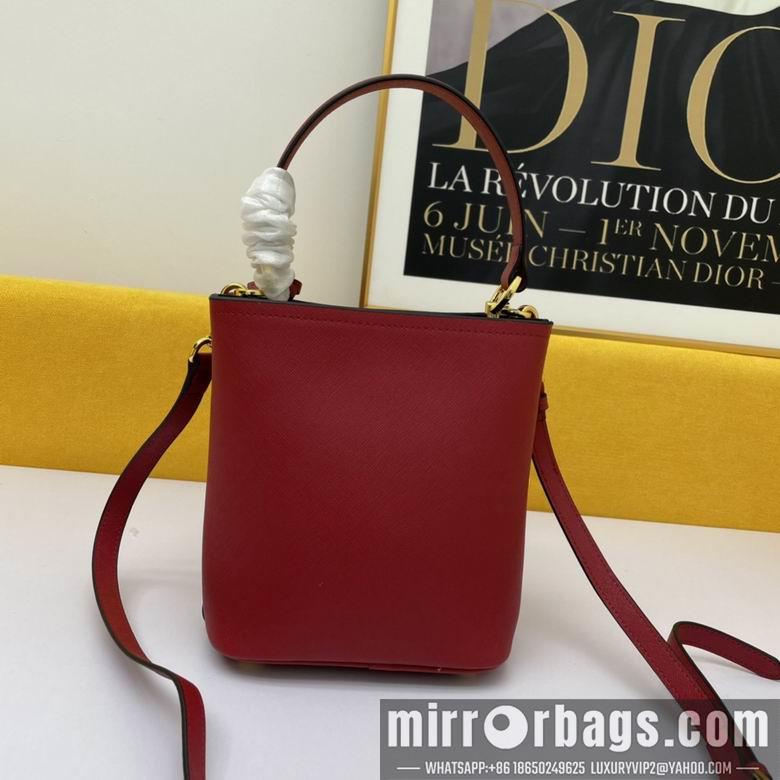 Prada Bags WW1BA219红 21X11X18