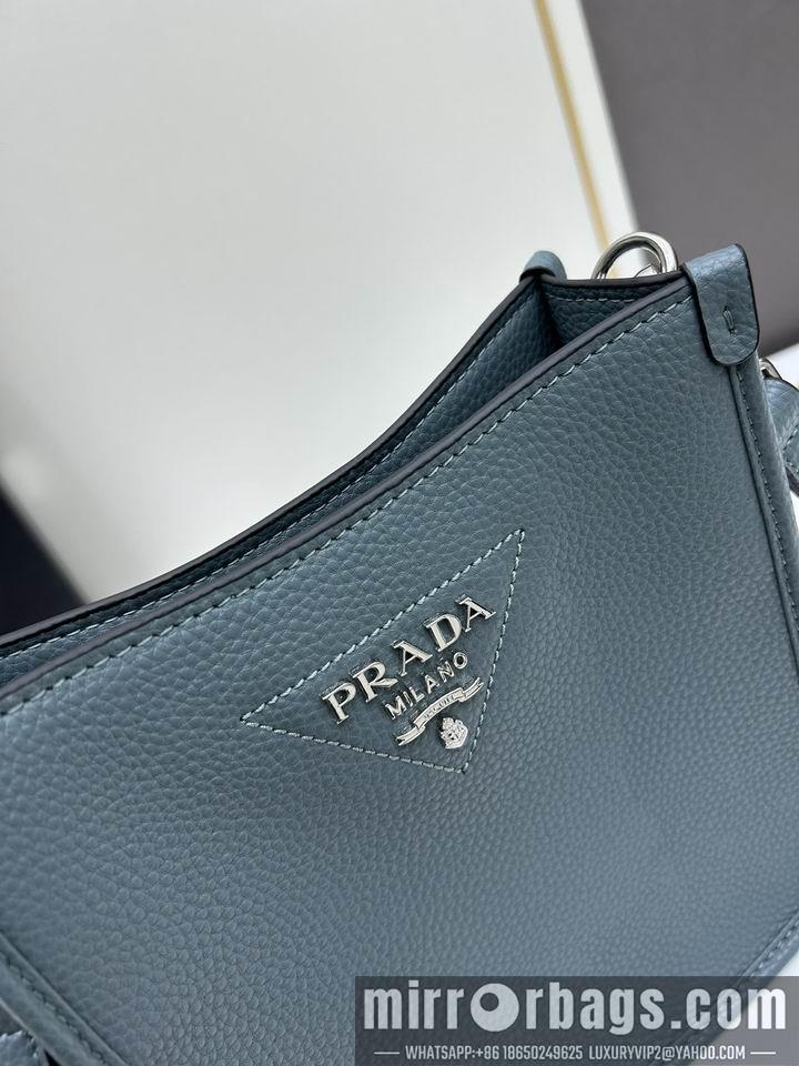 Prada Bags Prada 1BC073 20x19x6cm jj5