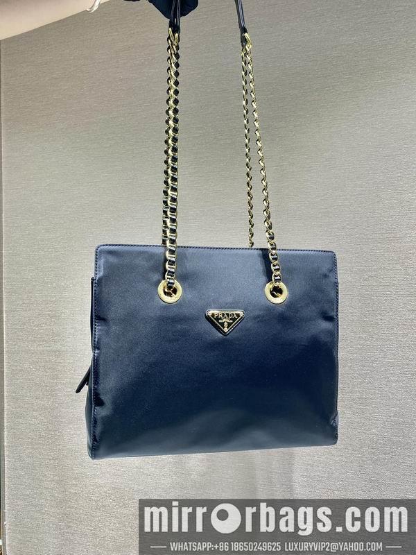 Prada Bags Vintage 1BD631 30x26x6cm ap 57