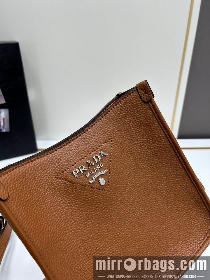 Prada Bags Prada 1BC073 20x19x6cm jj3