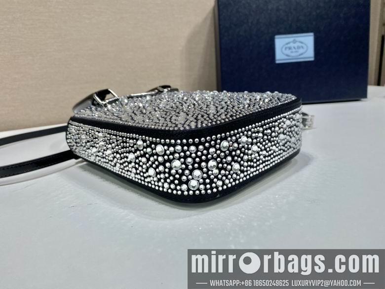 Prada Bags AP1BG331 15X17.5X5