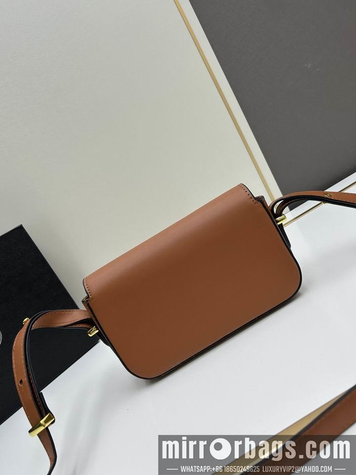 Prada Bags Prada 813 21.5x13x5cm jj2