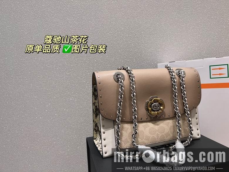 Coach Bags Parker 26x15cm CN1