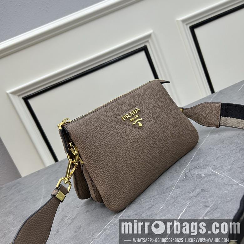 Prada Bags Prada 1BH194 23x14x6.5cm ss1