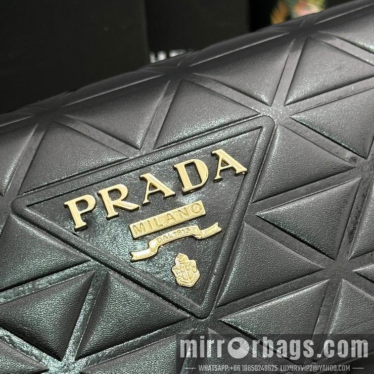 Prada Bags Prada ML201 19x10x2.5cm zy2色