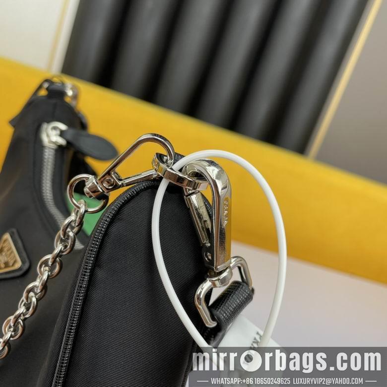 Prada Bags WW2110254 22X18X6.5