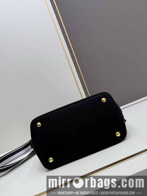 Prada Bags Prada 1BD678 25x19x15cm jj