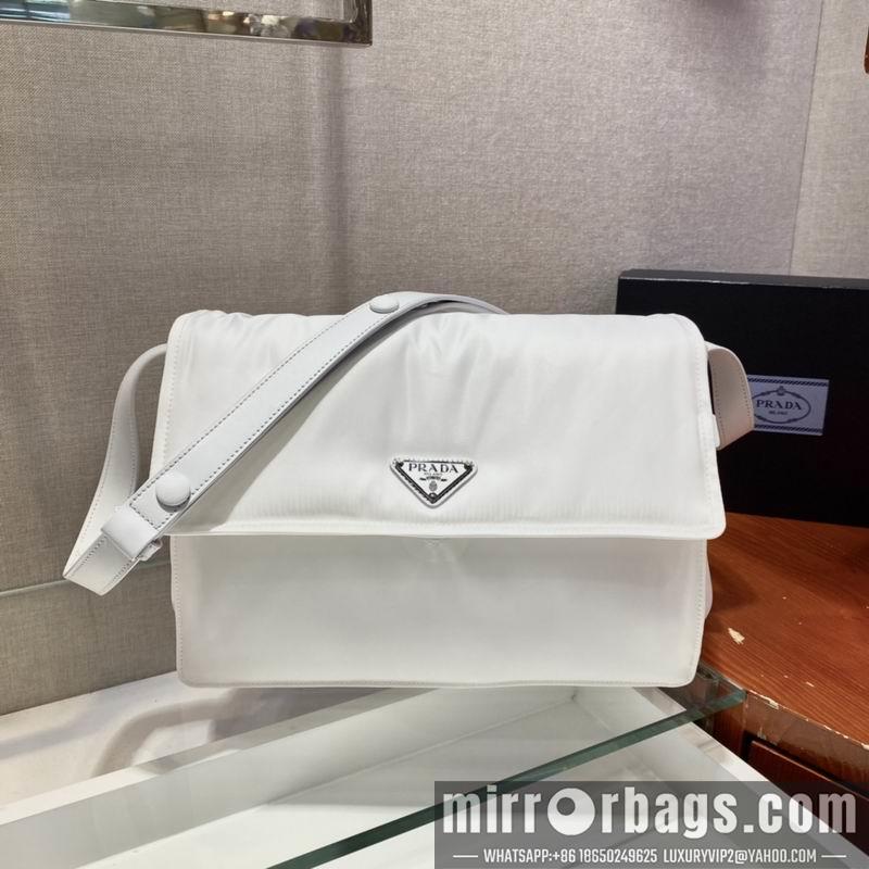 Prada Bags Re-Nylon 1BD255 30x21.5x12cm ap 09