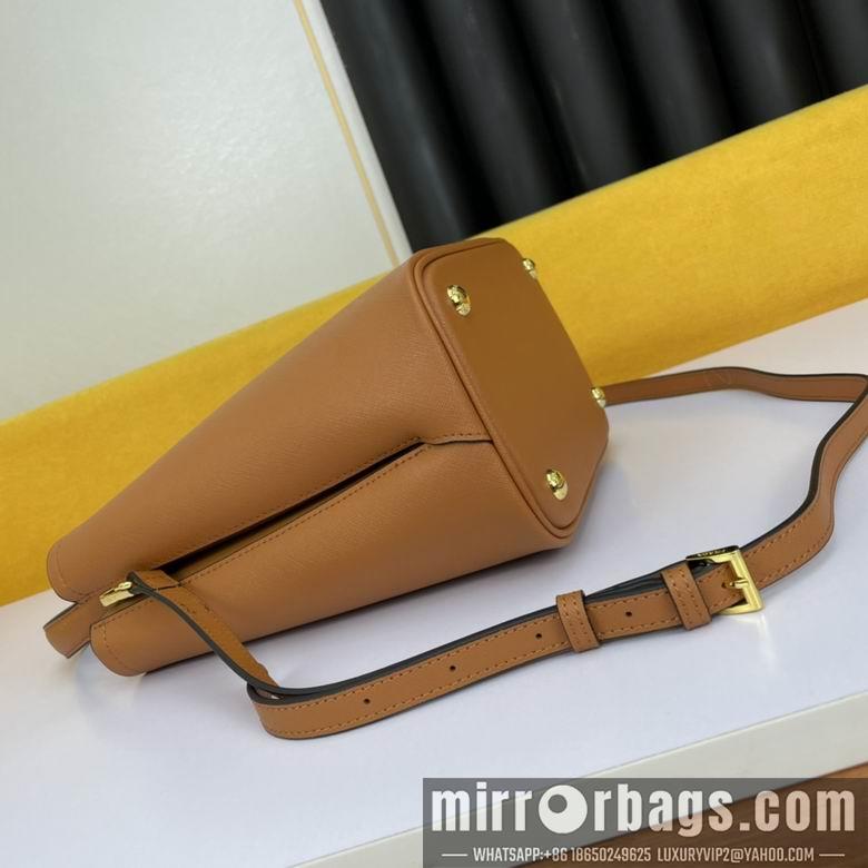 Prada Bags WW1BA213棕 23X13X22