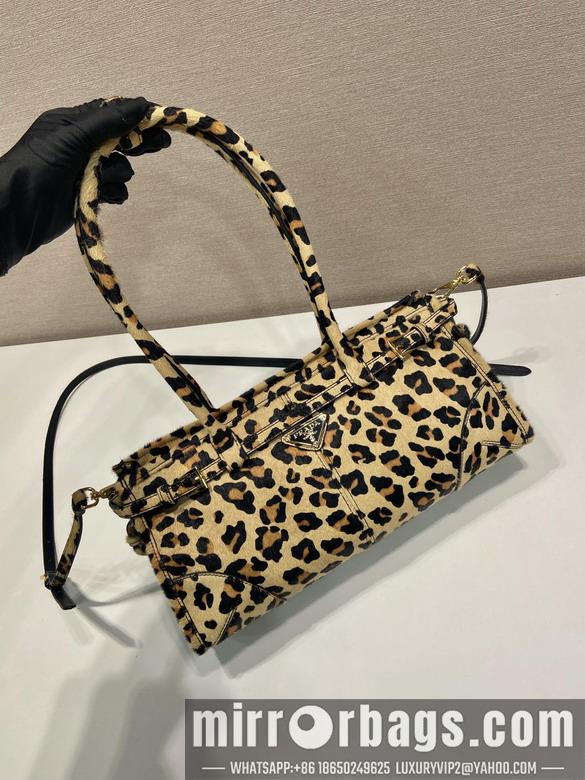 Prada Bags Prada 1BA426 32x15.5x12cm AP2.