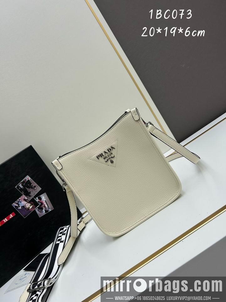 Prada Bags Prada 1BC073 20x19x6cm jj4