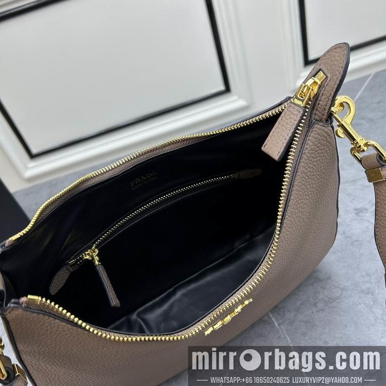 Prada Bags Prada 1BC178 32x25.5x7.5cm ww